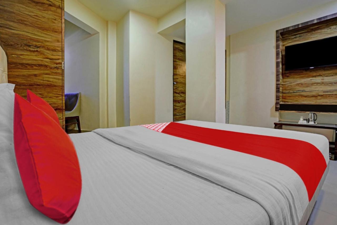 Pop 81030D Hotel Crystal Park Jogeshwari Bombay Exterior foto