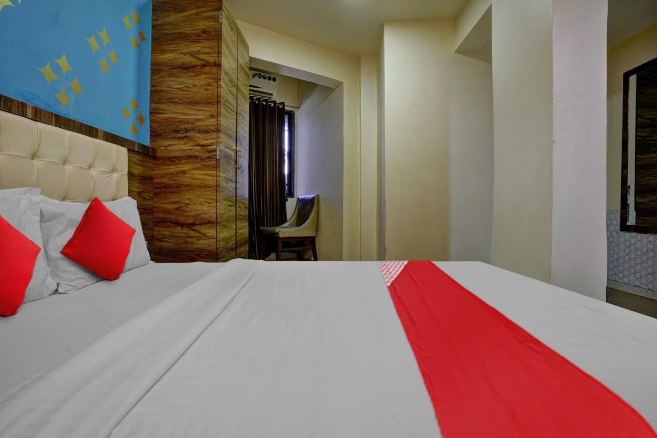 Pop 81030D Hotel Crystal Park Jogeshwari Bombay Exterior foto